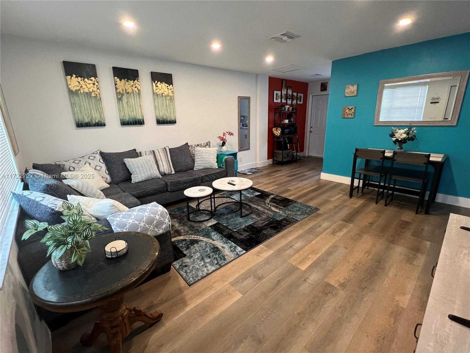 Small Image of 228 NORTH WEST 9TH AVE #2, Dania Beach Number 2