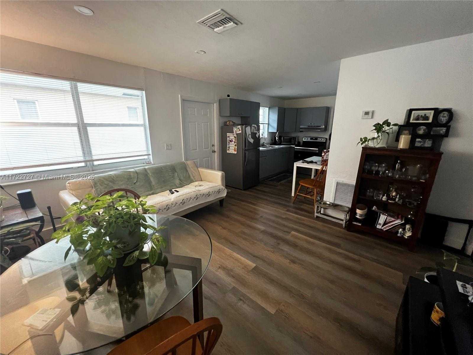 Small Image of 228 NORTH WEST 9TH AVE #2, Dania Beach Number 22