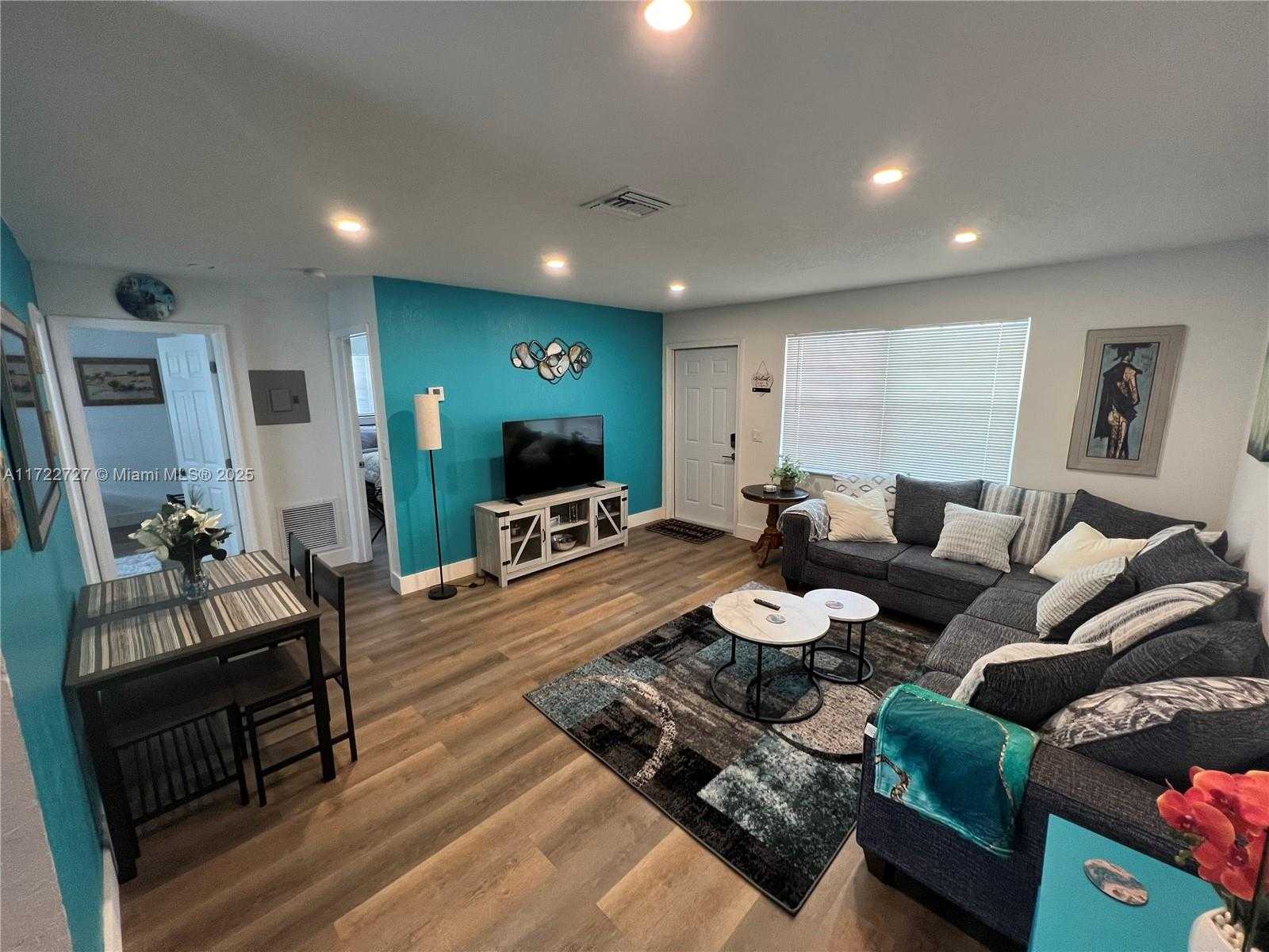 Small Image of 228 NORTH WEST 9TH AVE #2, Dania Beach Number 5
