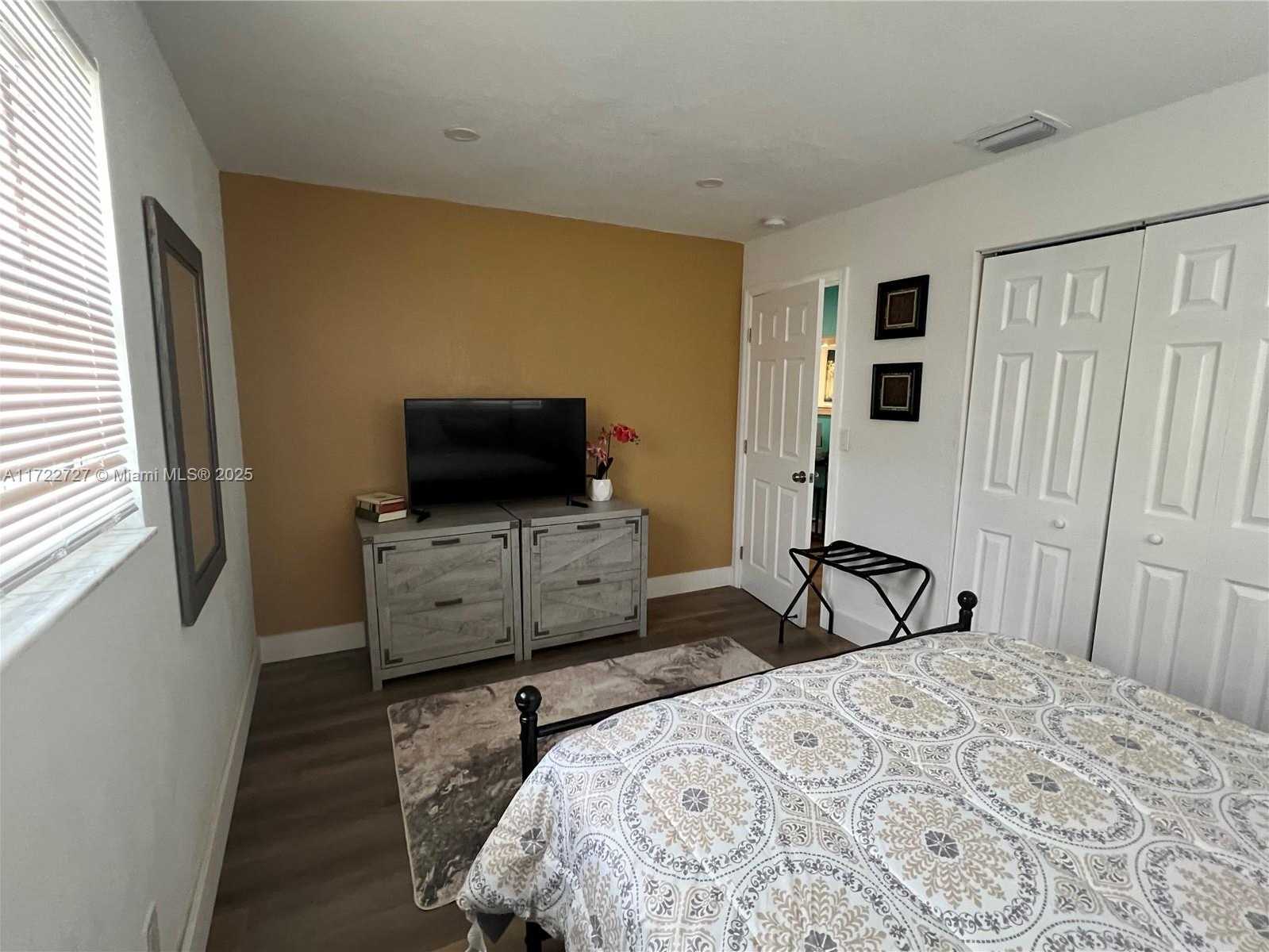 Small Image of 228 NORTH WEST 9TH AVE #2, Dania Beach Number 6