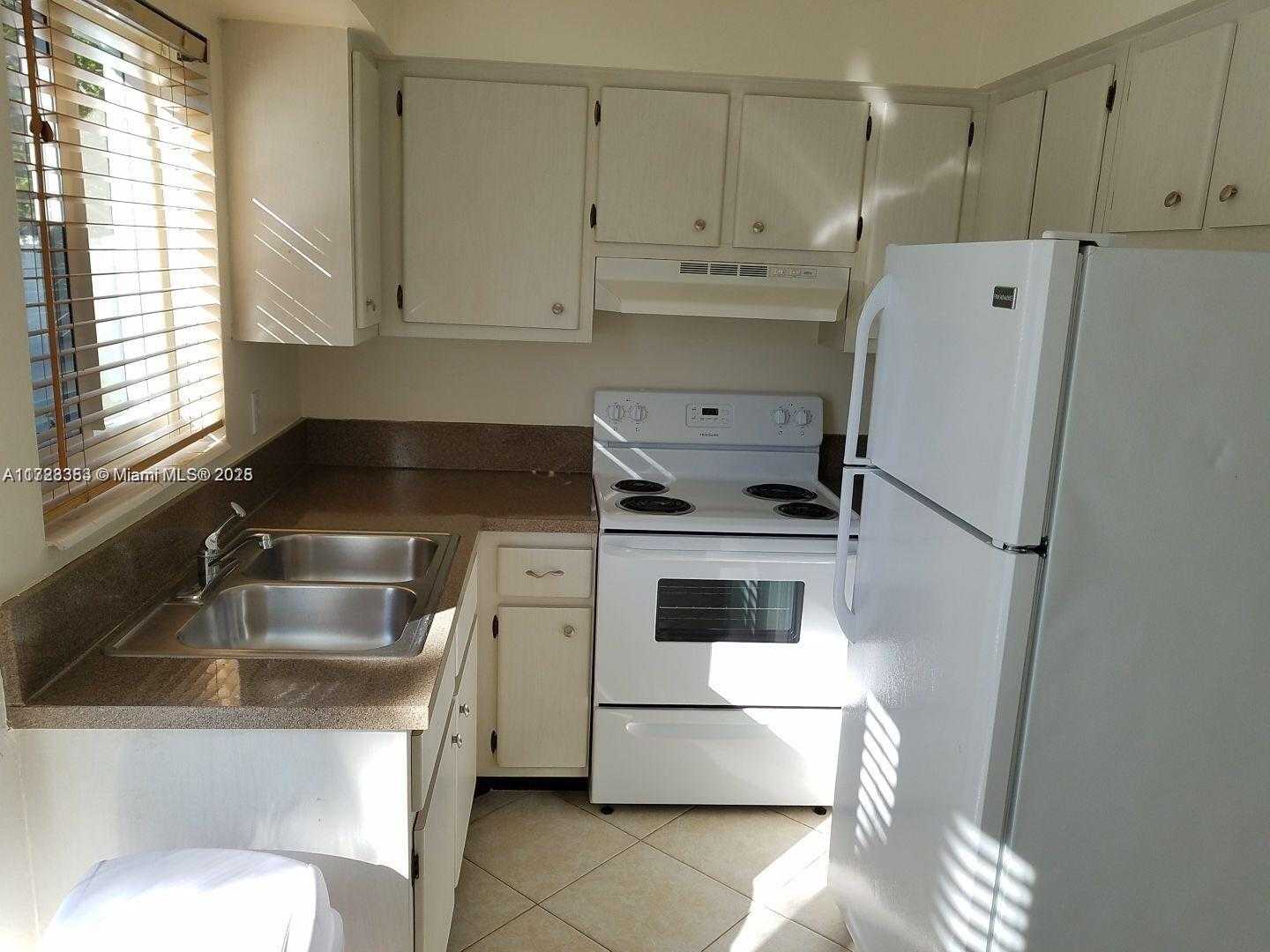 Small Image of 1231 NORTH EAST 23RD AVE #4, Pompano Beach Number 15