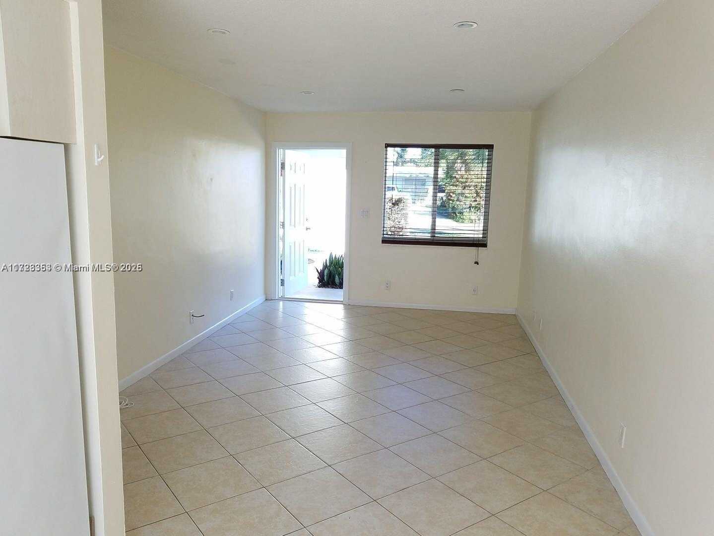 Small Image of 1231 NORTH EAST 23RD AVE #4, Pompano Beach Number 2