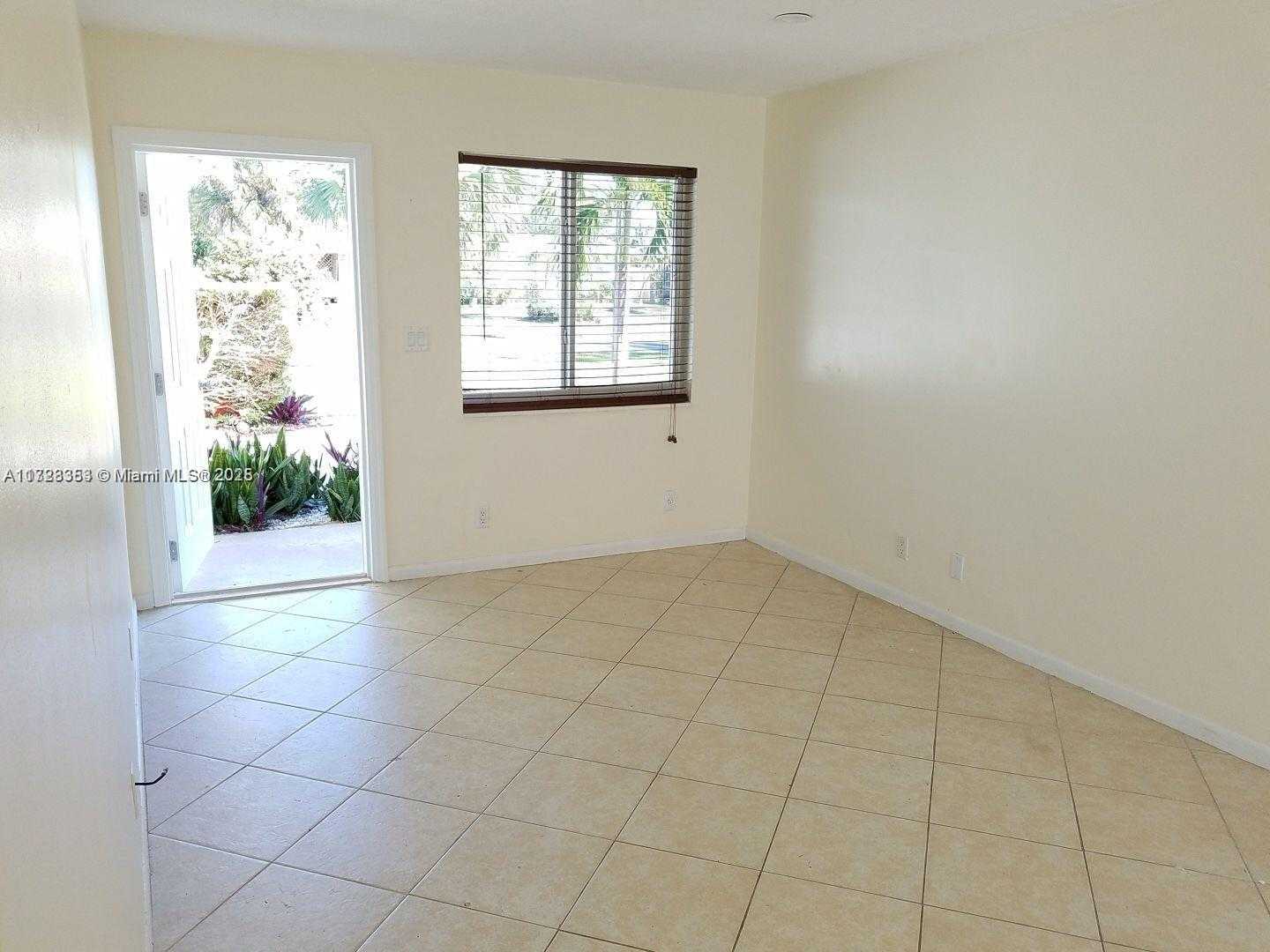 Small Image of 1231 NORTH EAST 23RD AVE #4, Pompano Beach Number 3