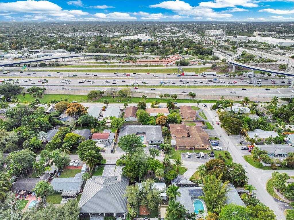 Small Image of 215 SOUTH WEST 19TH AVE, Fort Lauderdale Number 22