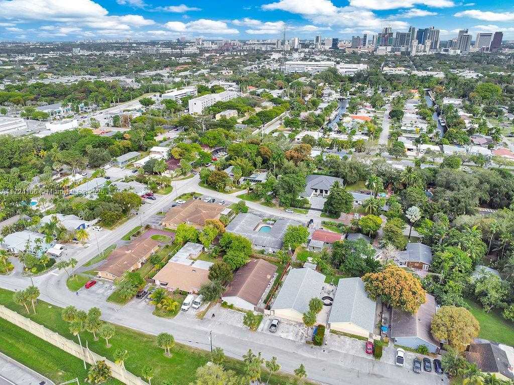 Small Image of 215 SOUTH WEST 19TH AVE, Fort Lauderdale Number 24