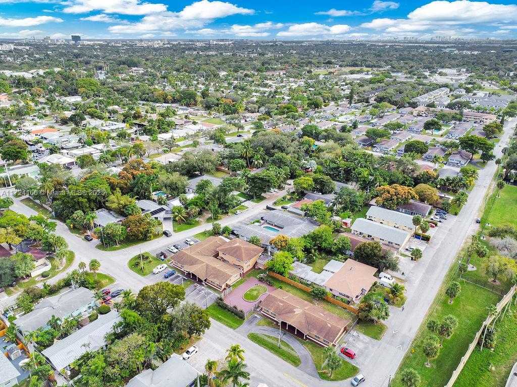 Small Image of 215 SOUTH WEST 19TH AVE, Fort Lauderdale Number 25