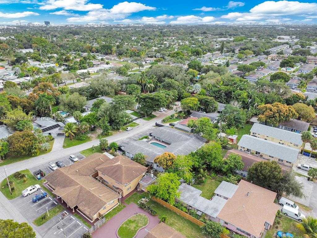 Small Image of 215 SOUTH WEST 19TH AVE, Fort Lauderdale Number 29