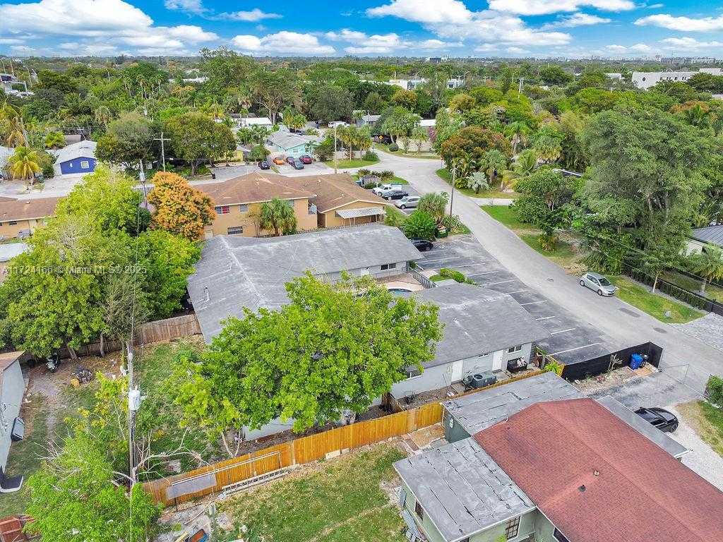 Small Image of 215 SOUTH WEST 19TH AVE, Fort Lauderdale Number 31