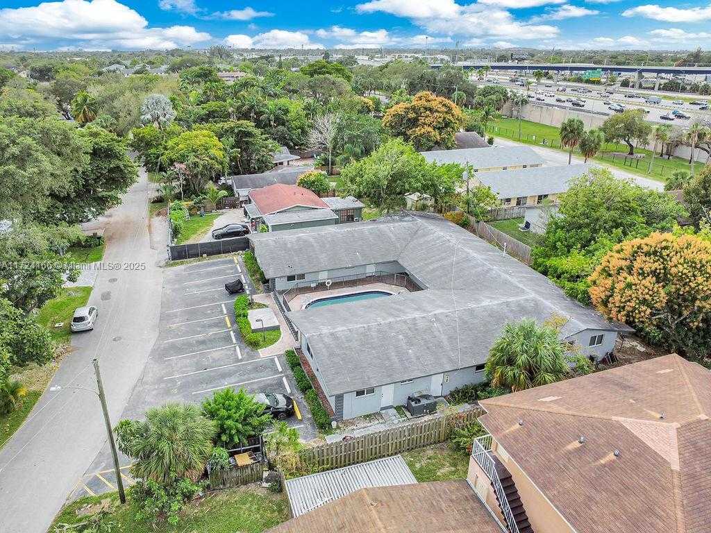Small Image of 215 SOUTH WEST 19TH AVE, Fort Lauderdale Number 33