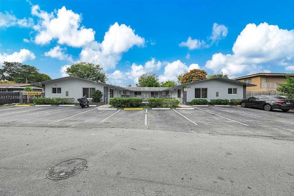 Small Image of 215 SOUTH WEST 19TH AVE, Fort Lauderdale Number 34