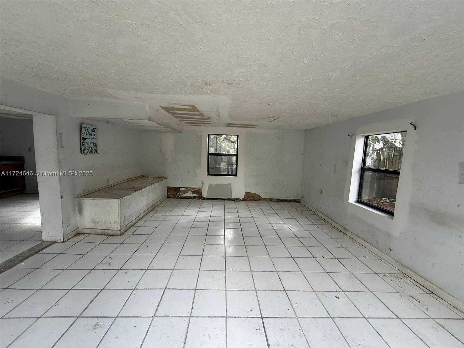 Small Image of 26 NORTH EAST 60TH ST, Miami Number 13
