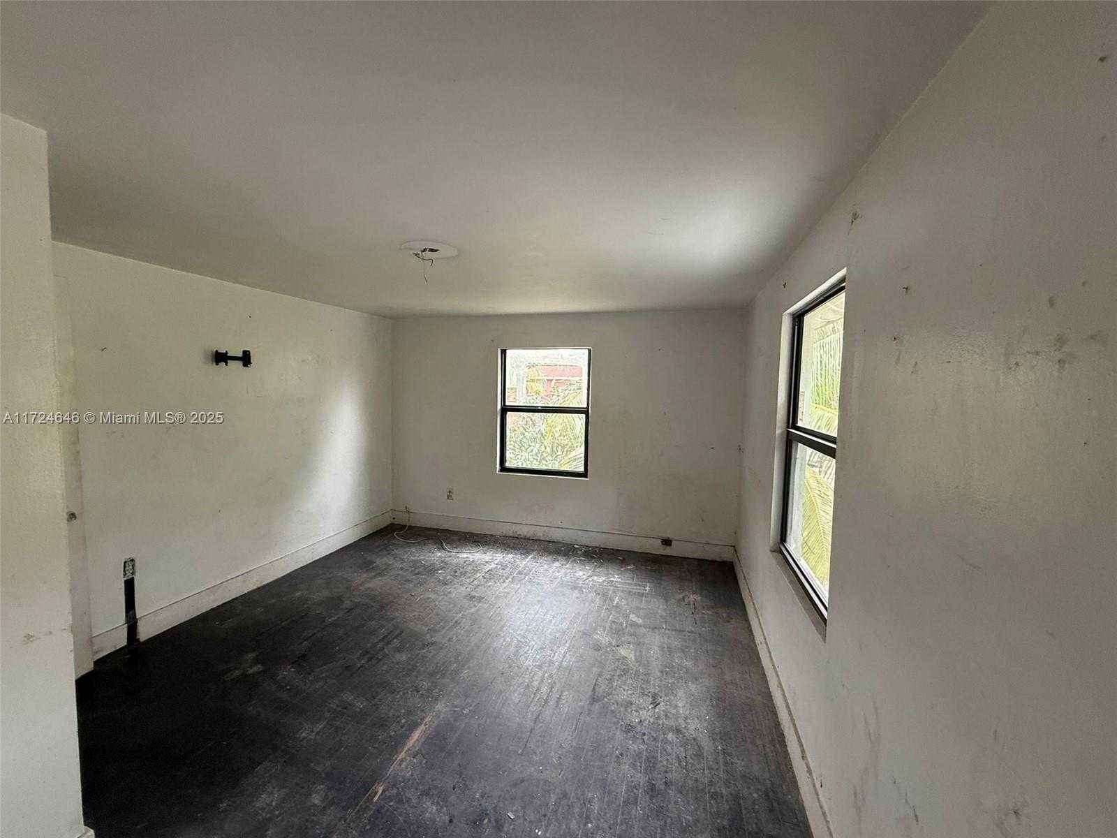 Small Image of 26 NORTH EAST 60TH ST, Miami Number 22