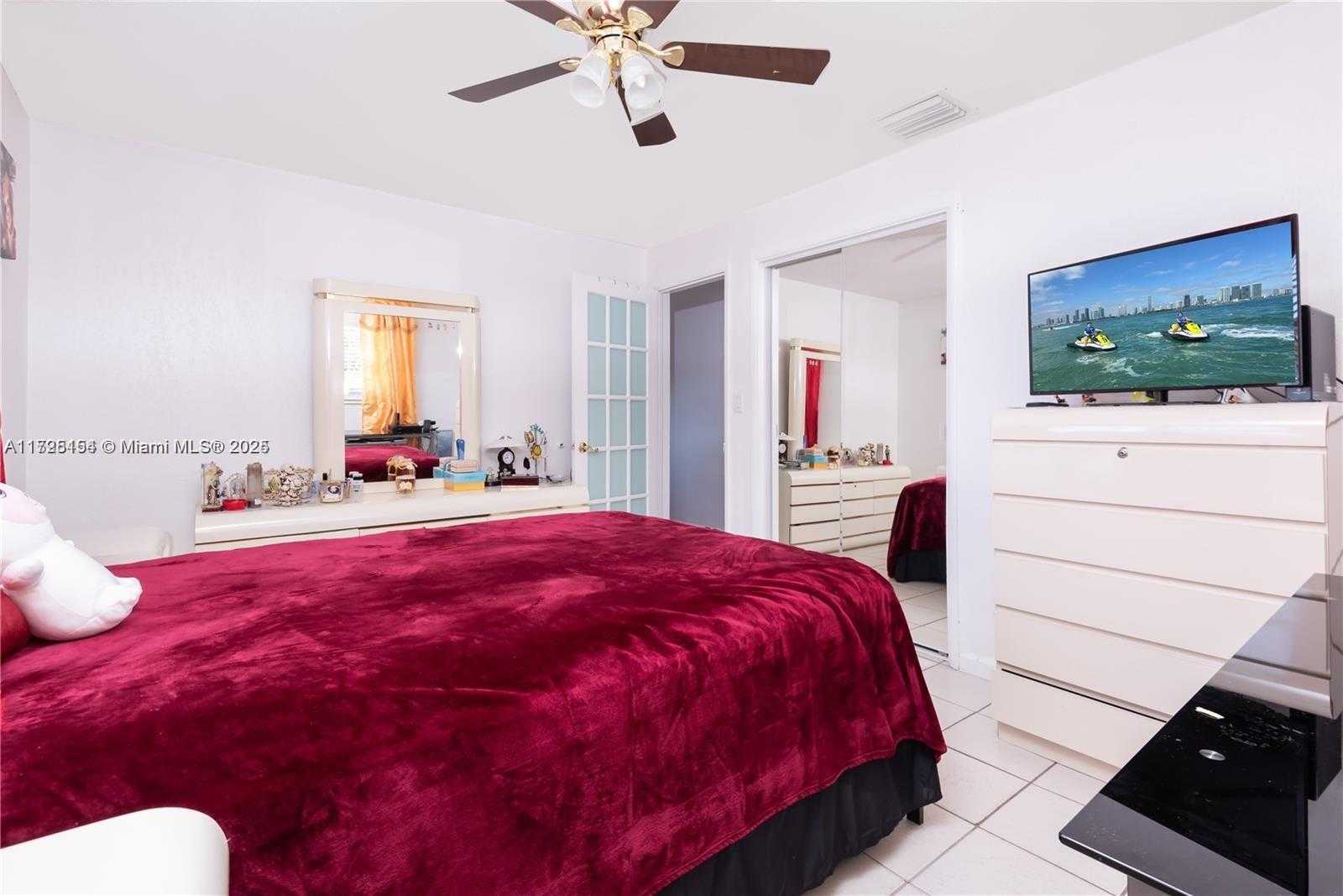 Small Image of 2800 NORTH WEST 94TH ST, Miami Number 17