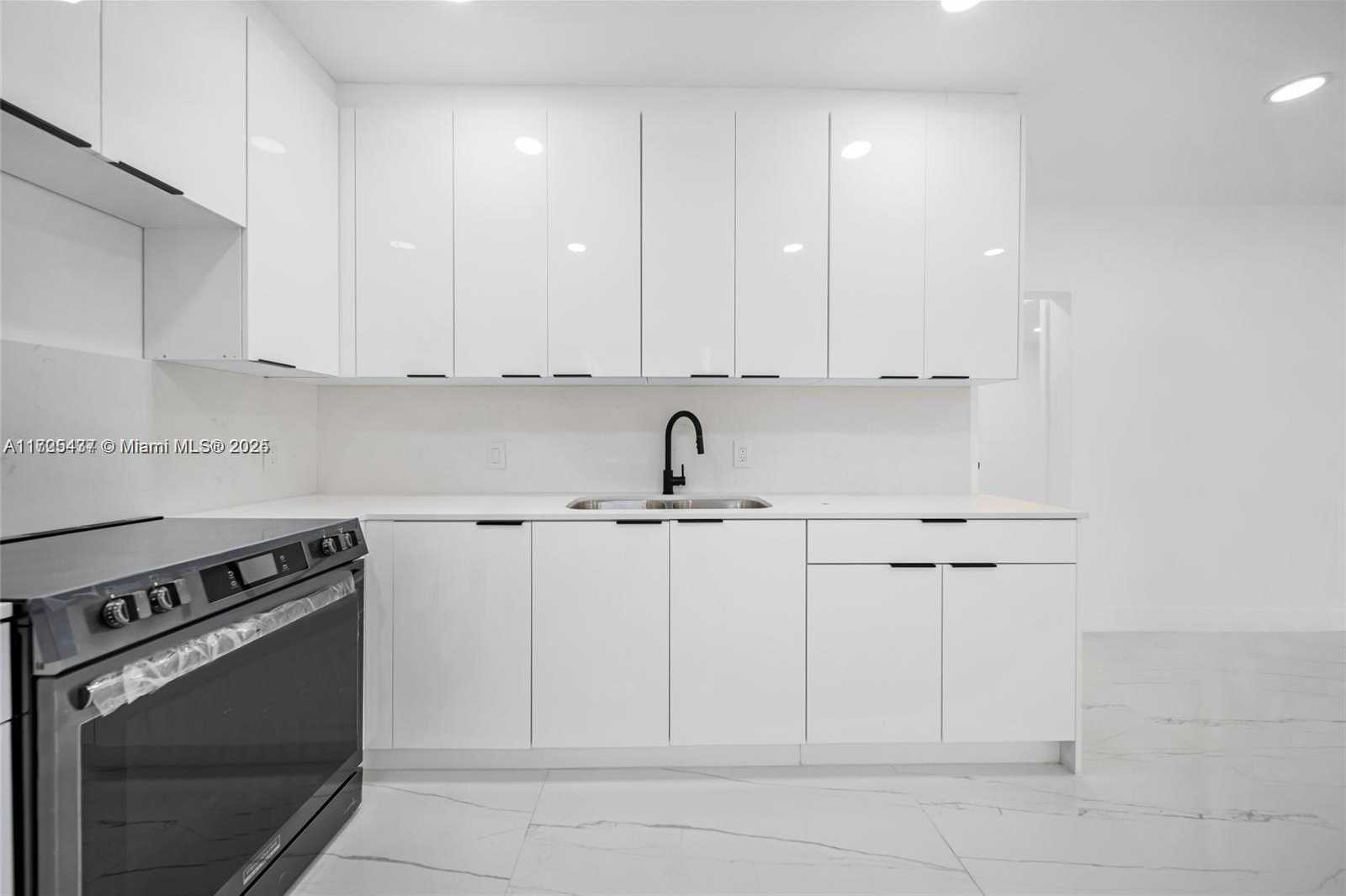 Small Image of 5511 NORTH WEST 5TH CT #2, Miami Number 4
