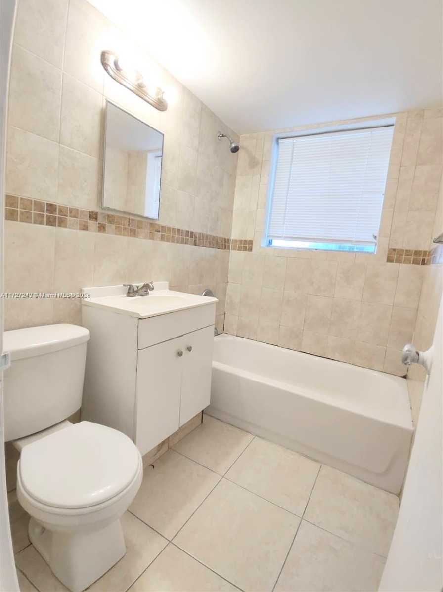 Small Image of 1565 SOUTH WEST 6TH ST, Miami Number 19