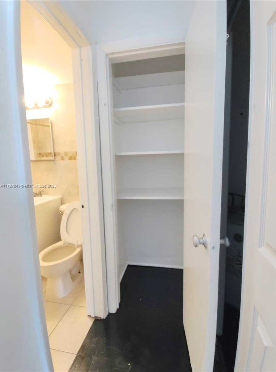 Small Image of 1565 SOUTH WEST 6TH ST, Miami Number 9
