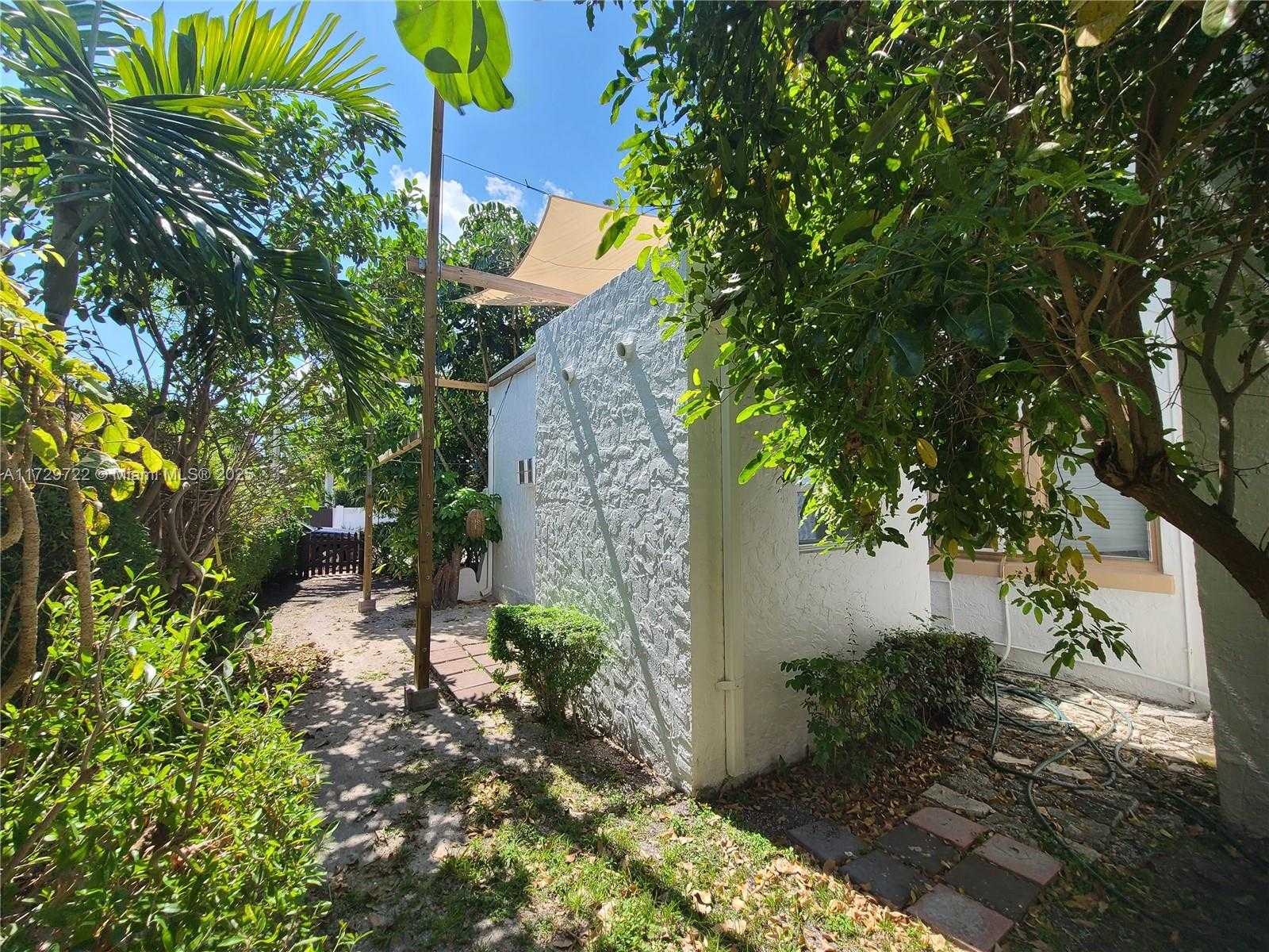 Small Image of 1311 15TH TER #7, Miami Beach Number 28
