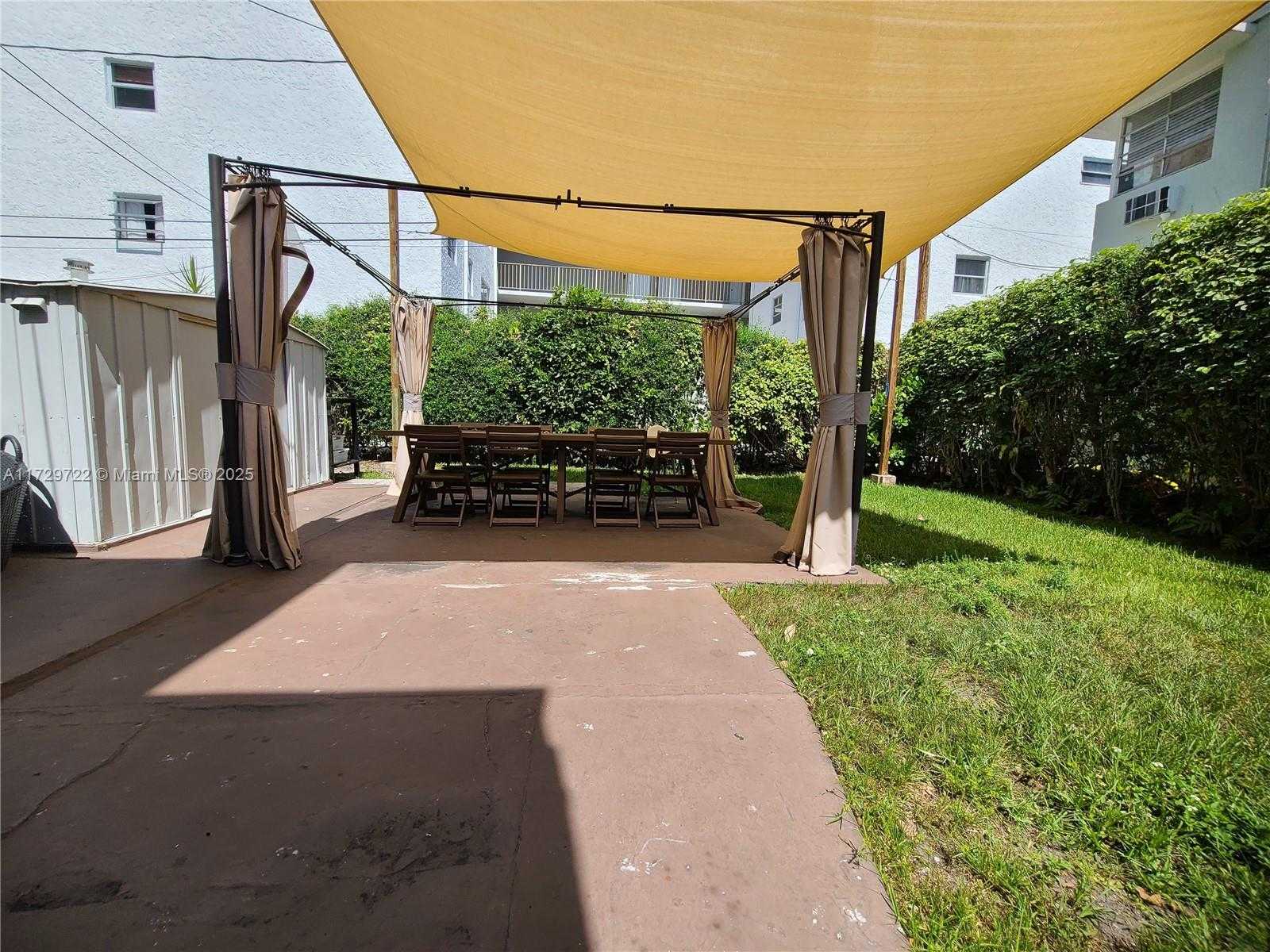 Small Image of 1311 15TH TER #7, Miami Beach Number 32