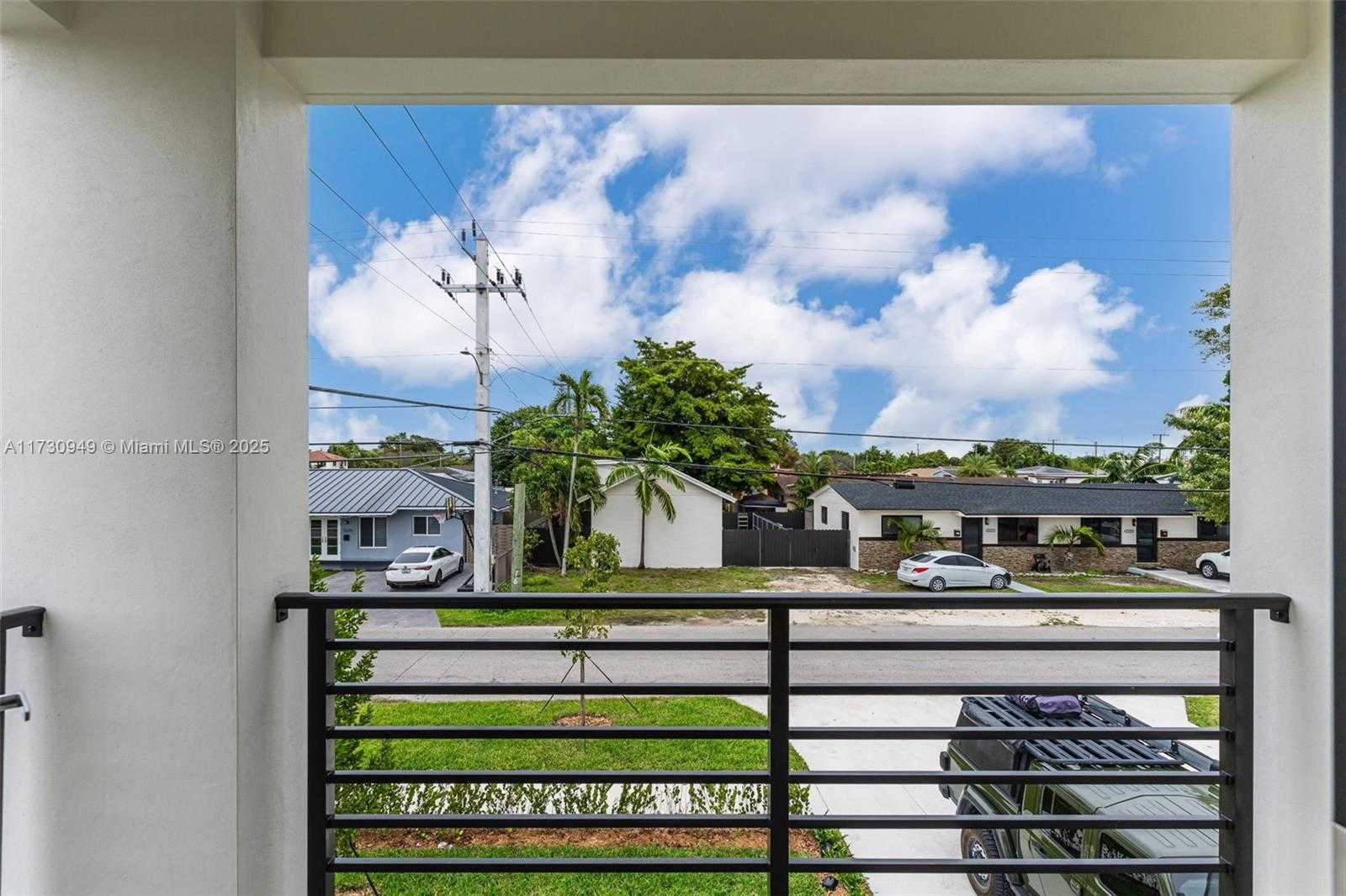 Small Image of 3620 SOUTH WEST 94 AVE, Miami Number 21