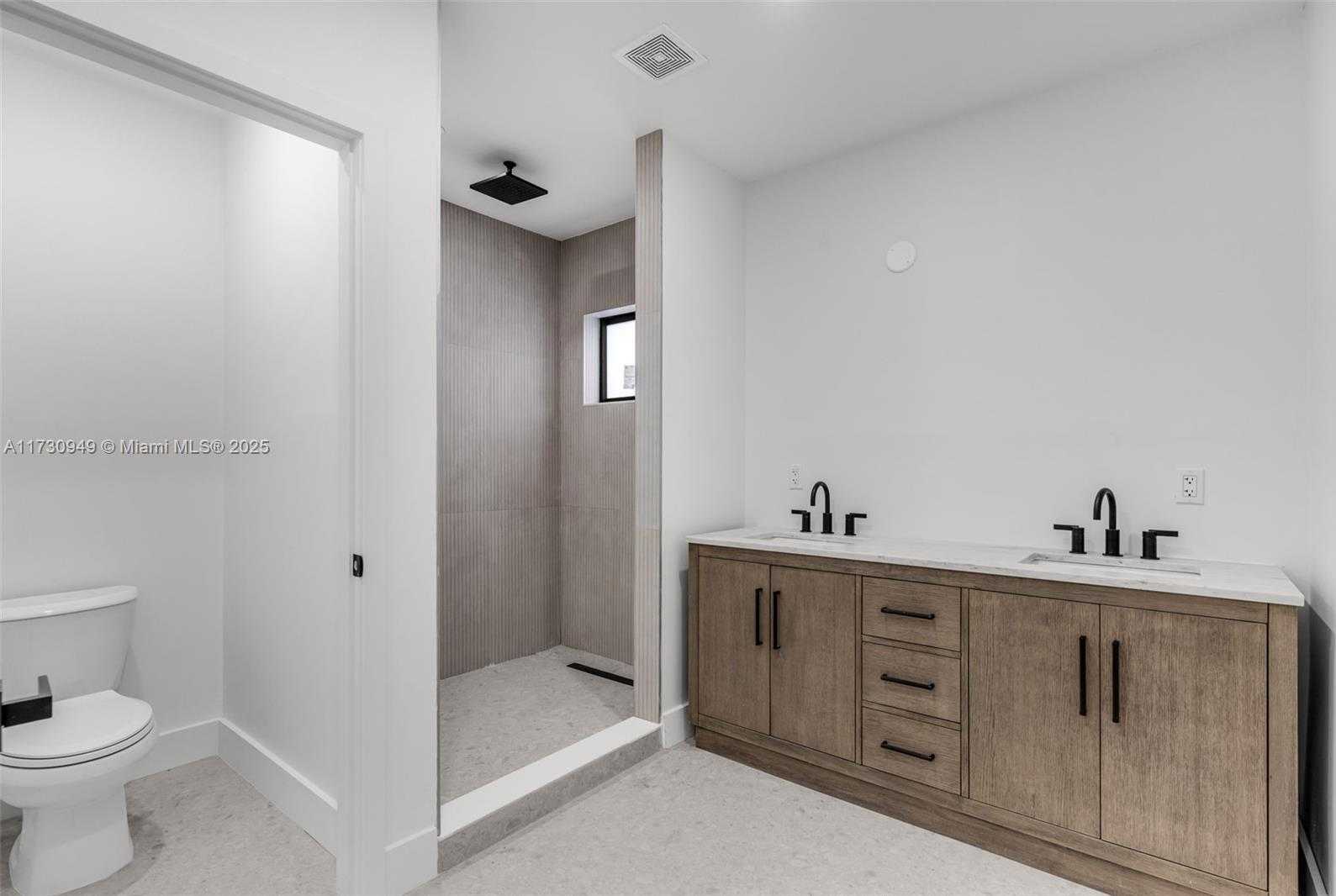 Small Image of 3620 SOUTH WEST 94 AVE, Miami Number 24