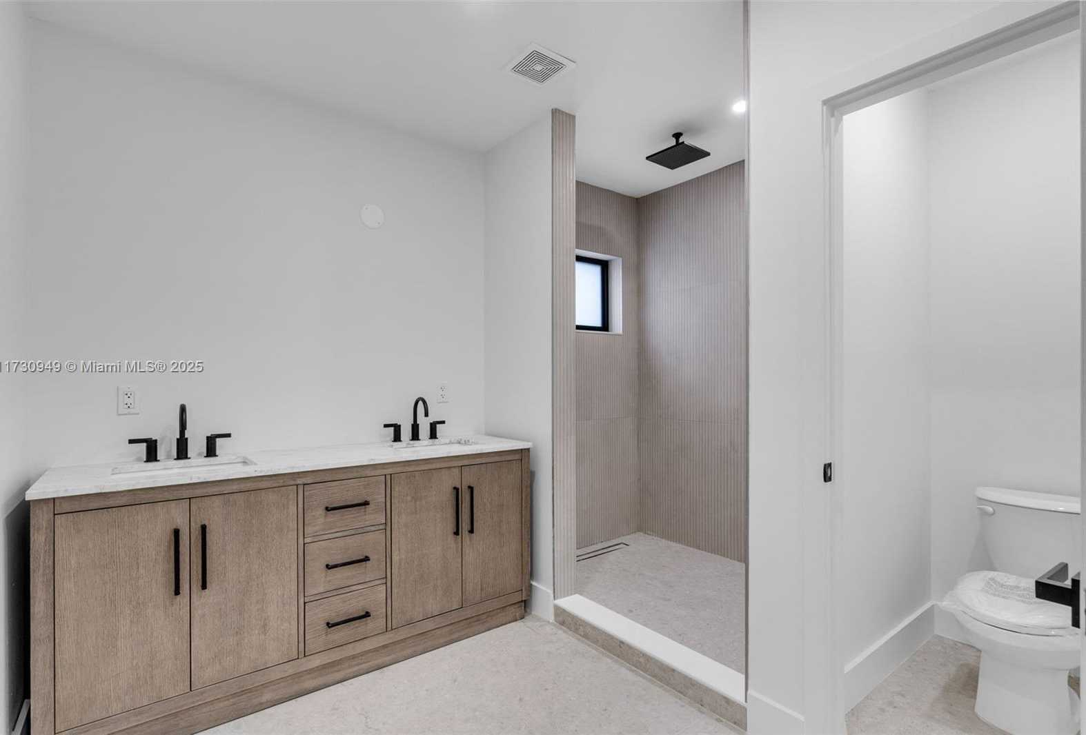 Small Image of 3620 SOUTH WEST 94 AVE, Miami Number 48