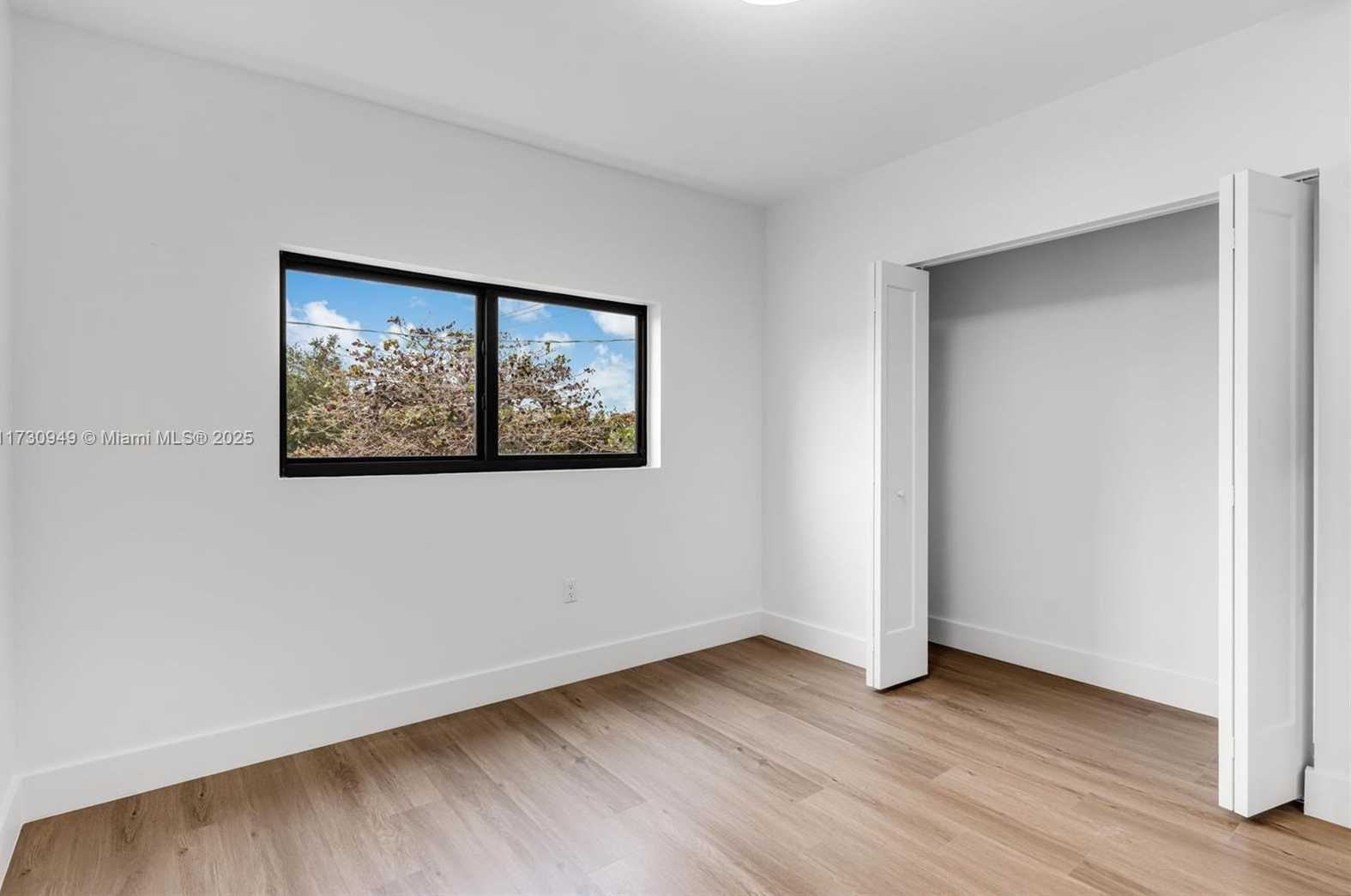 Small Image of 3620 SOUTH WEST 94 AVE, Miami Number 58
