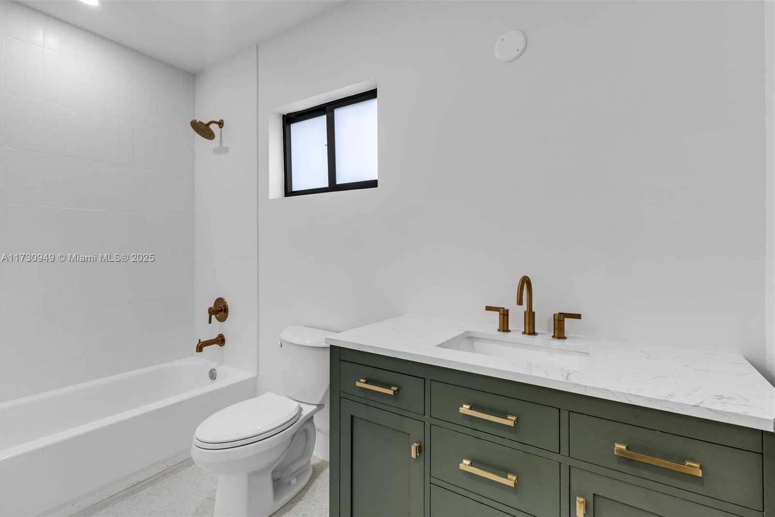 Small Image of 3620 SOUTH WEST 94 AVE, Miami Number 60