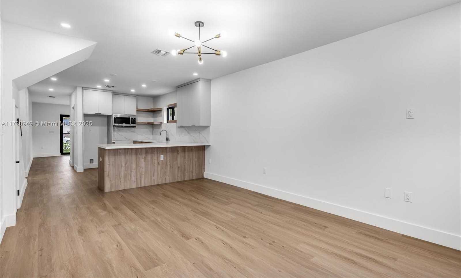 Small Image of 3620 SOUTH WEST 94 AVE, Miami Number 62