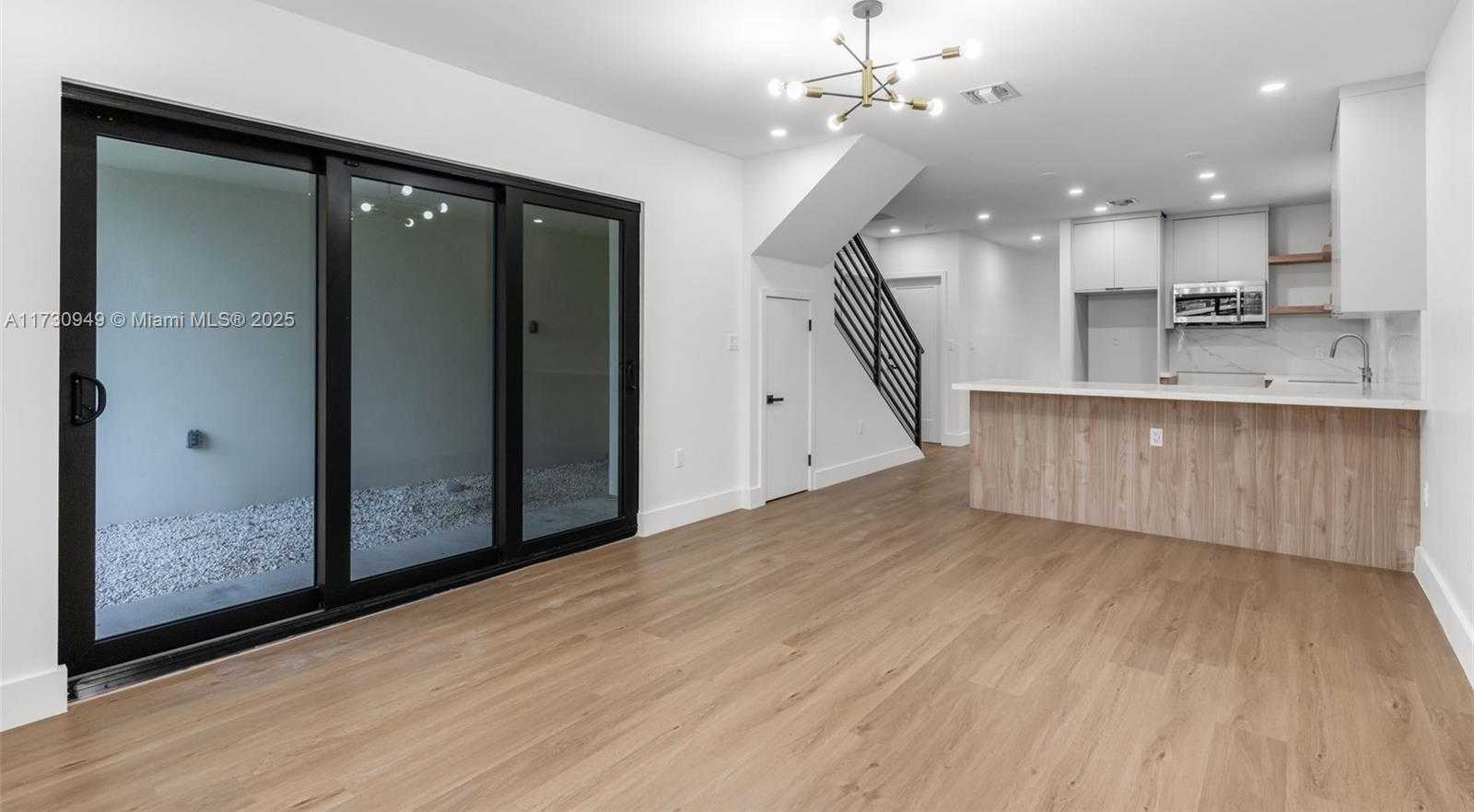 Small Image of 3620 SOUTH WEST 94 AVE, Miami Number 63
