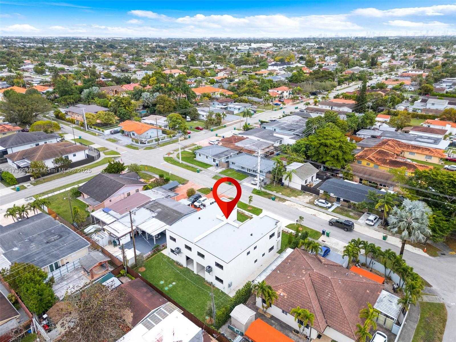 Small Image of 3620 SOUTH WEST 94 AVE, Miami Number 78