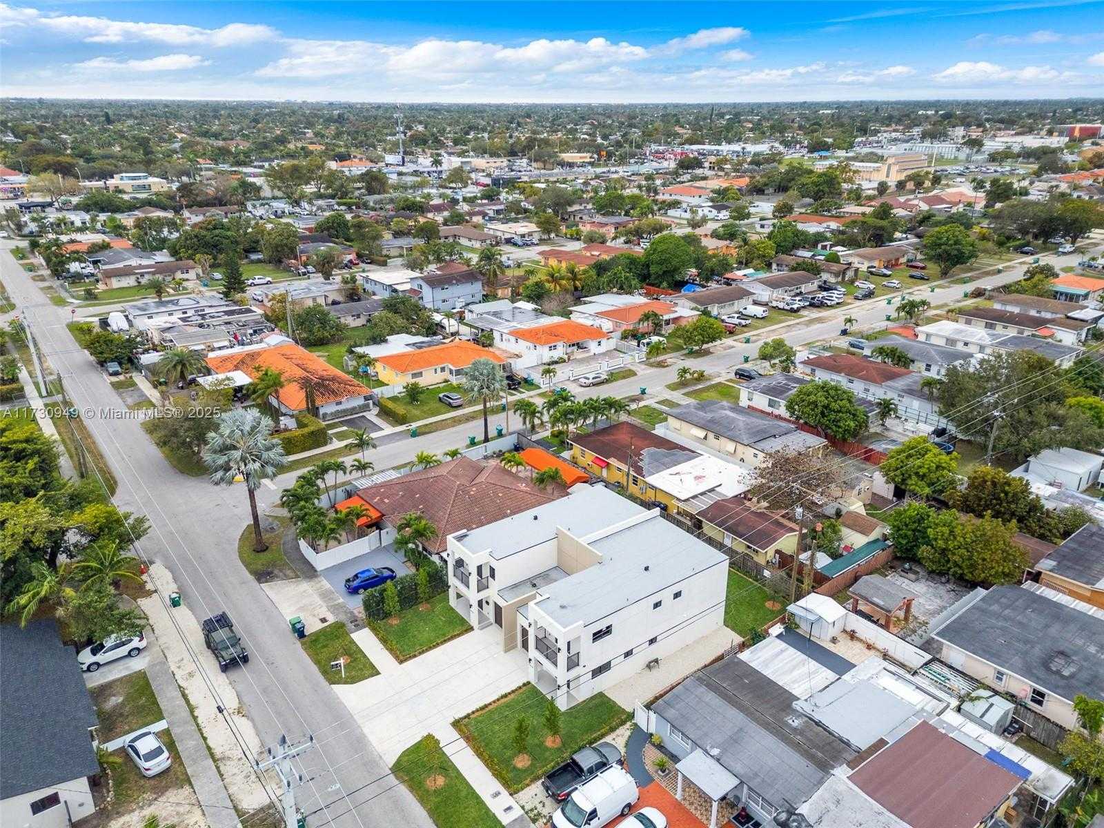 Small Image of 3620 SOUTH WEST 94 AVE, Miami Number 81