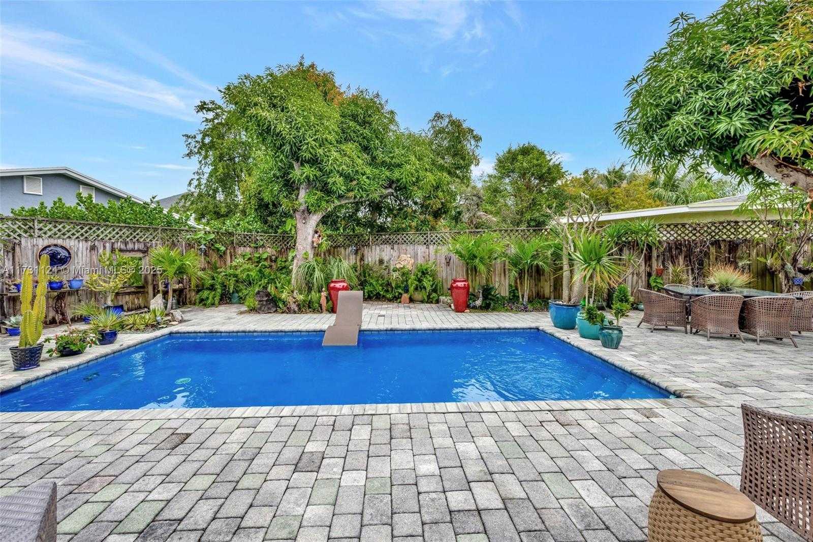 Small Image of 1401 NORTH EAST 33RD ST, Oakland Park Number 3