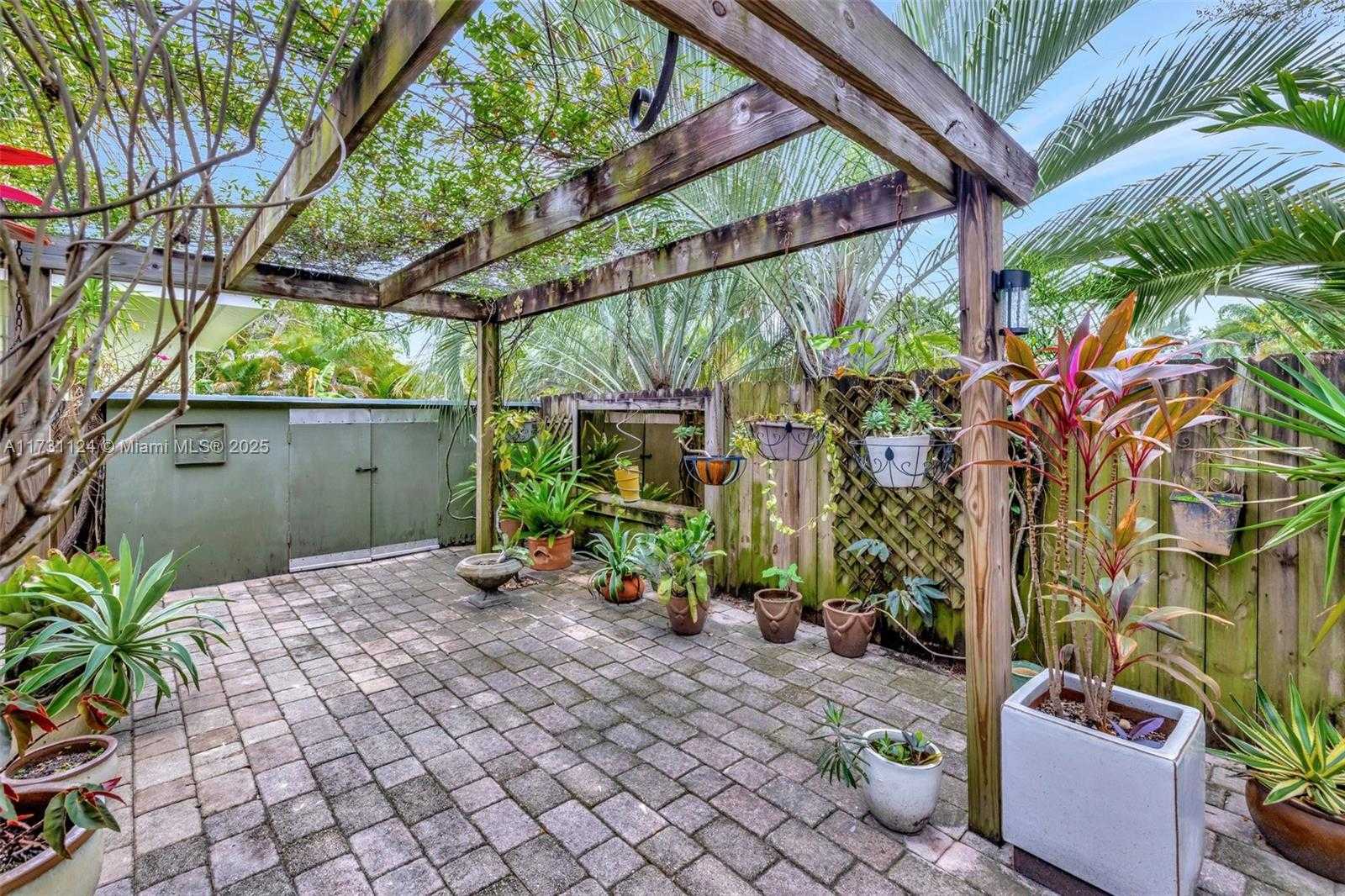 Small Image of 1401 NORTH EAST 33RD ST, Oakland Park Number 39