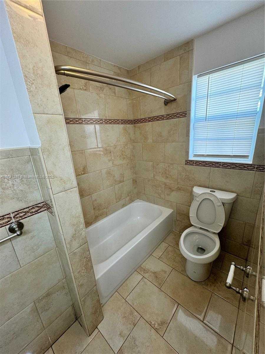 Small Image of 4381 PURDY LN #3, West Palm Beach Number 14