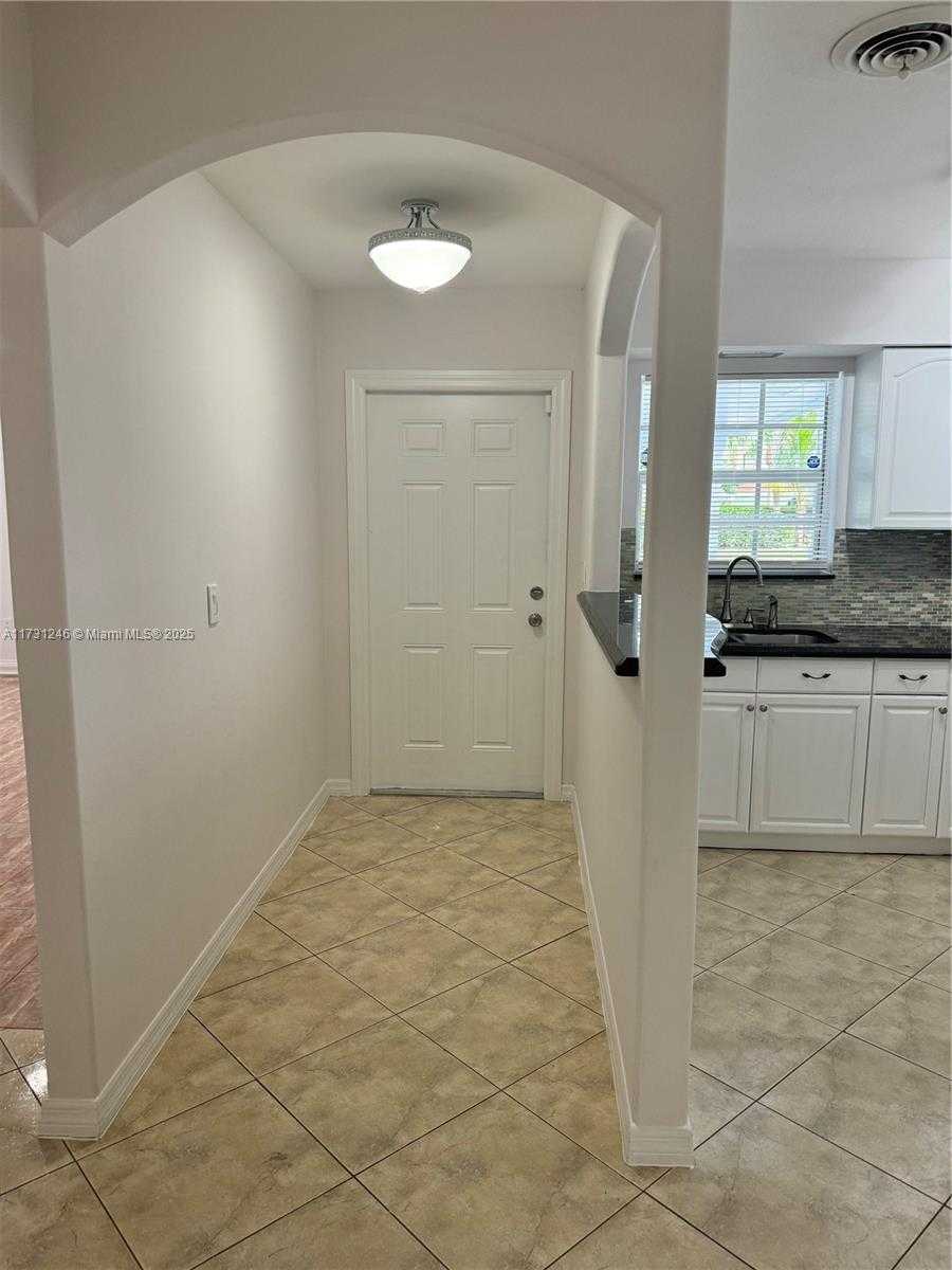 Small Image of 4381 PURDY LN #3, West Palm Beach Number 24