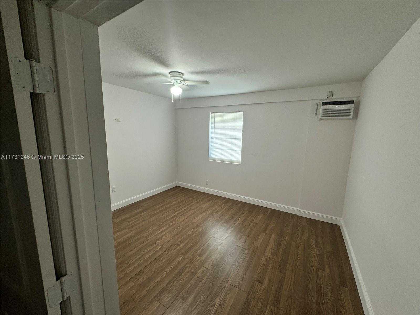 Small Image of 4381 PURDY LN #3, West Palm Beach Number 36