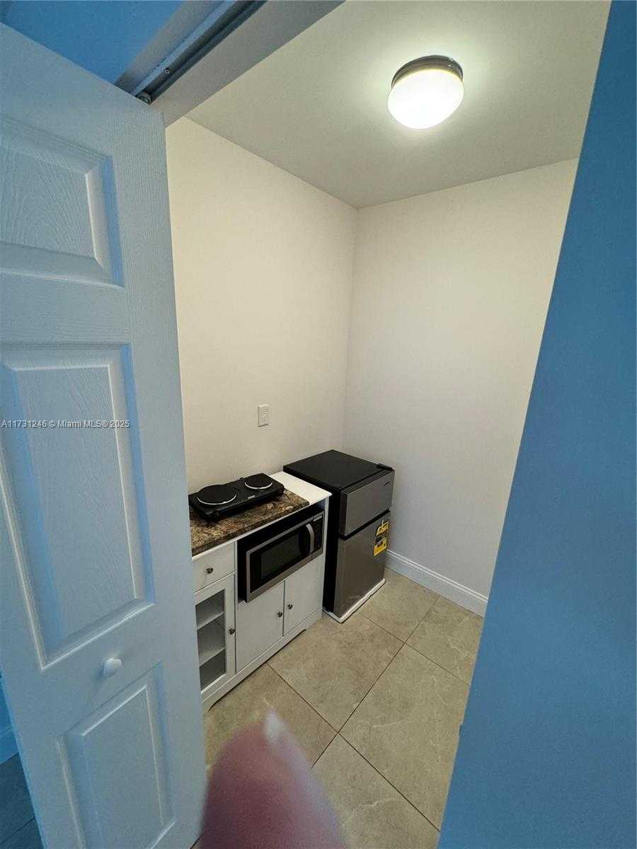 Small Image of 4381 PURDY LN #3, West Palm Beach Number 44