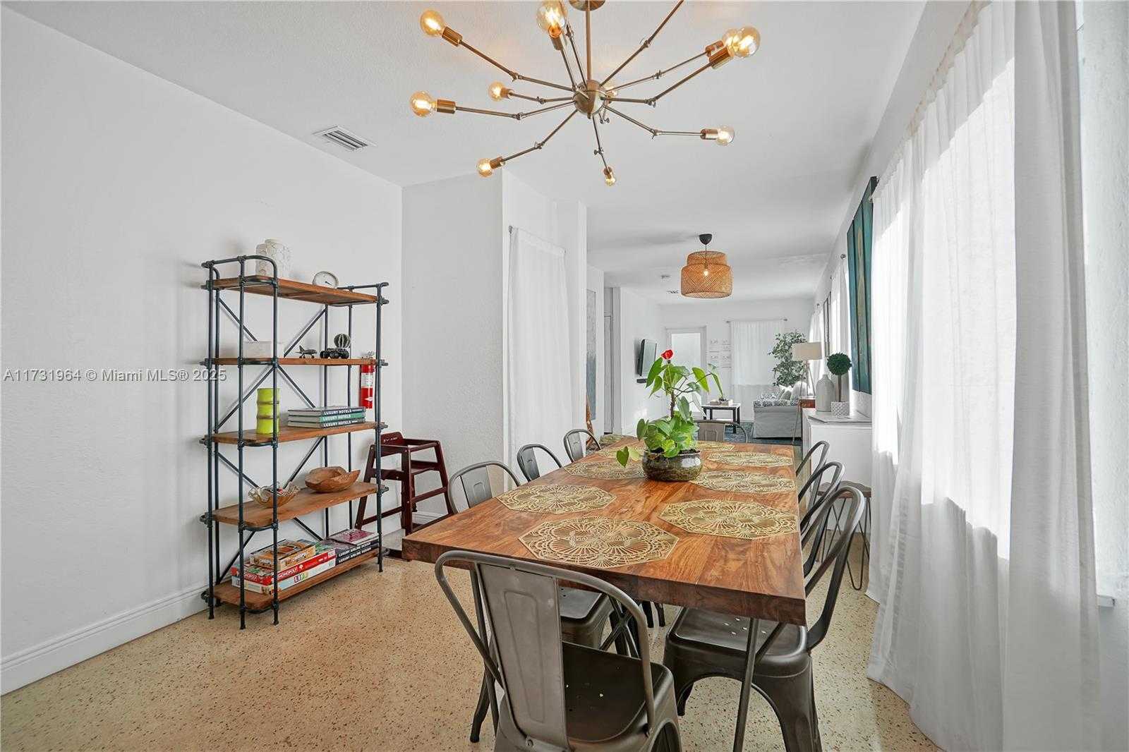 Small Image of 7 NORTH EAST 50TH ST, Miami Number 12