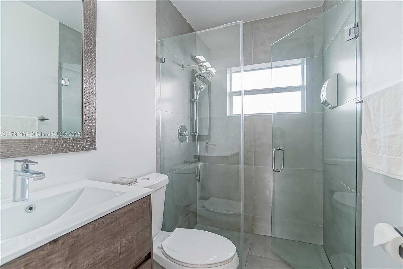 Small Image of 7 NORTH EAST 50TH ST, Miami Number 26