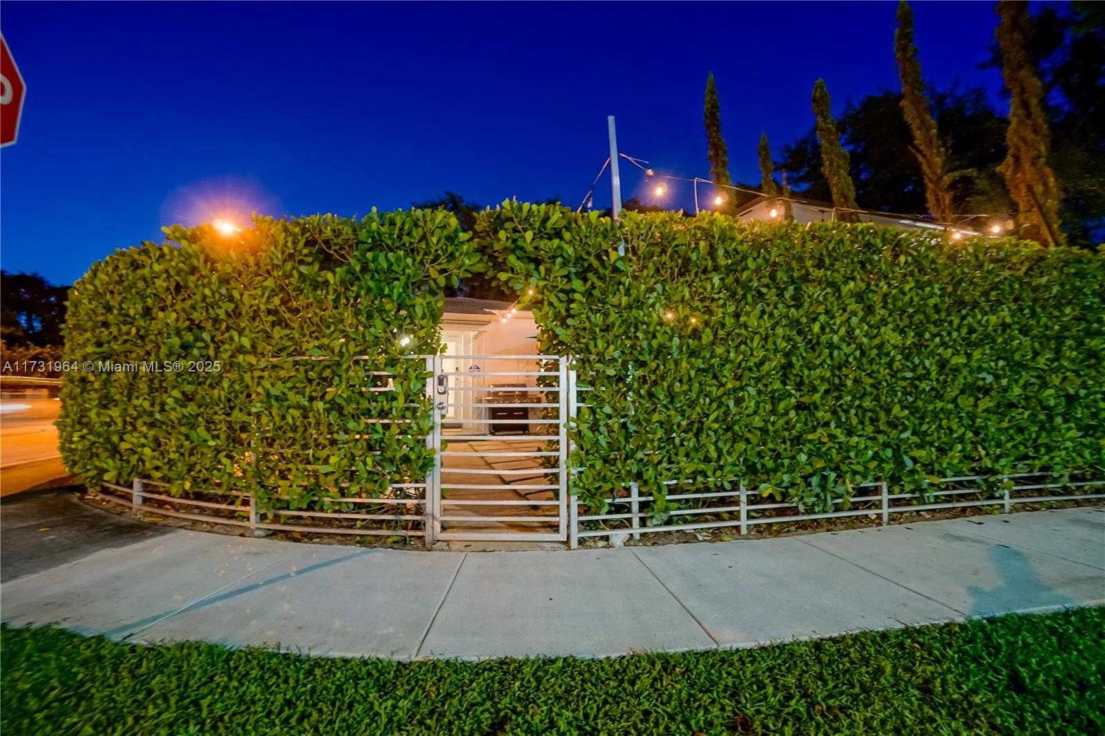 Small Image of 7 NORTH EAST 50TH ST, Miami Number 35