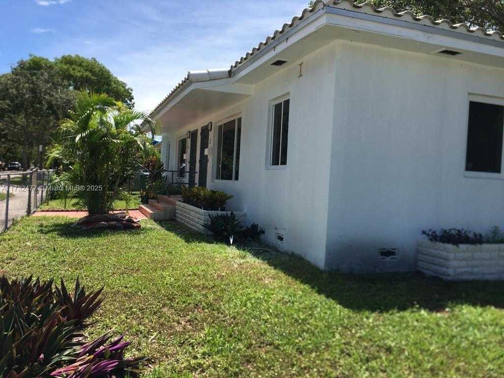 Small Image of 2 NORTH EAST 45TH ST, Miami Number 19