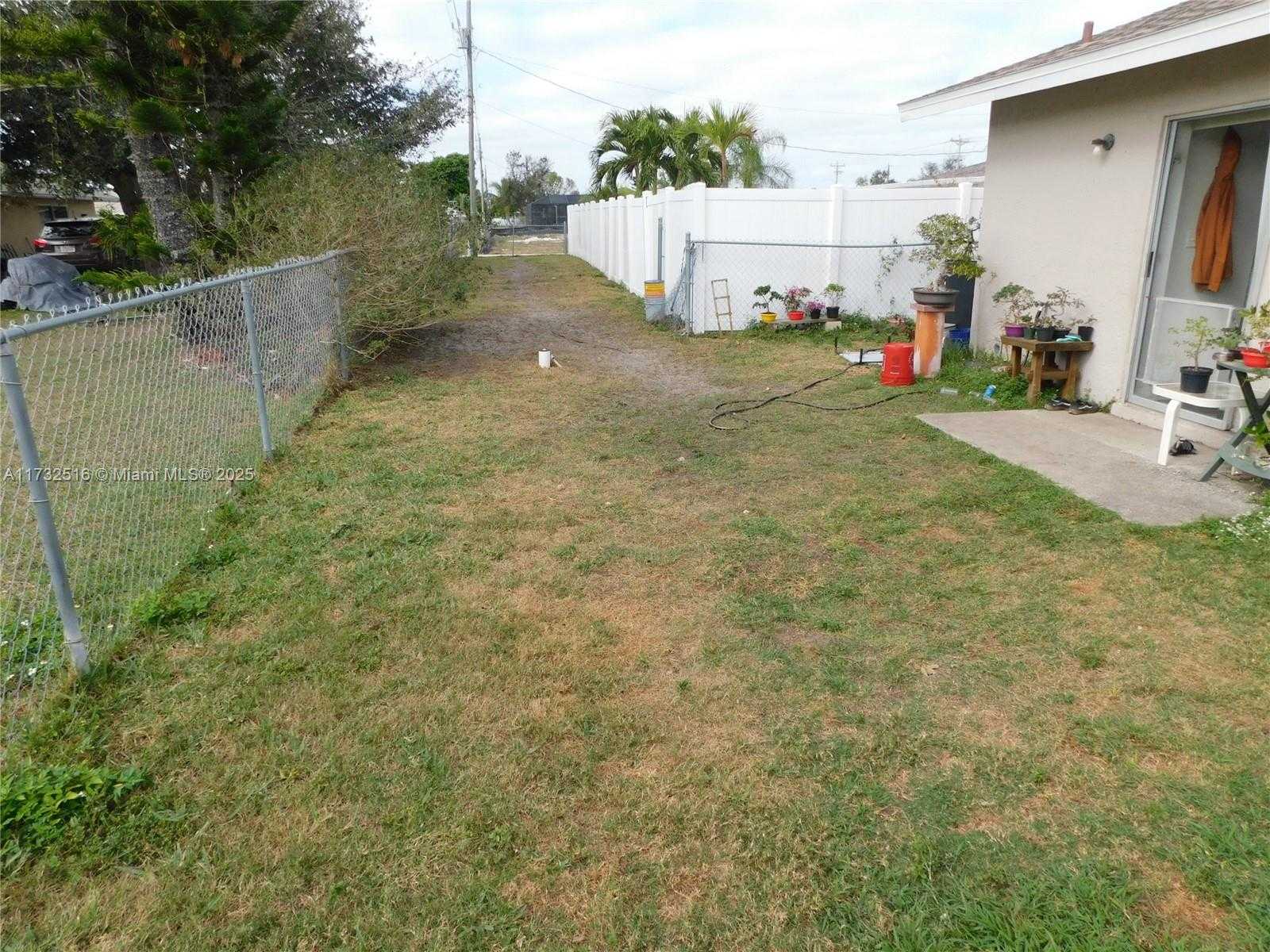 Small Image of 508 SOUTH EAST 7 ST #4, Cape Coral Number 10