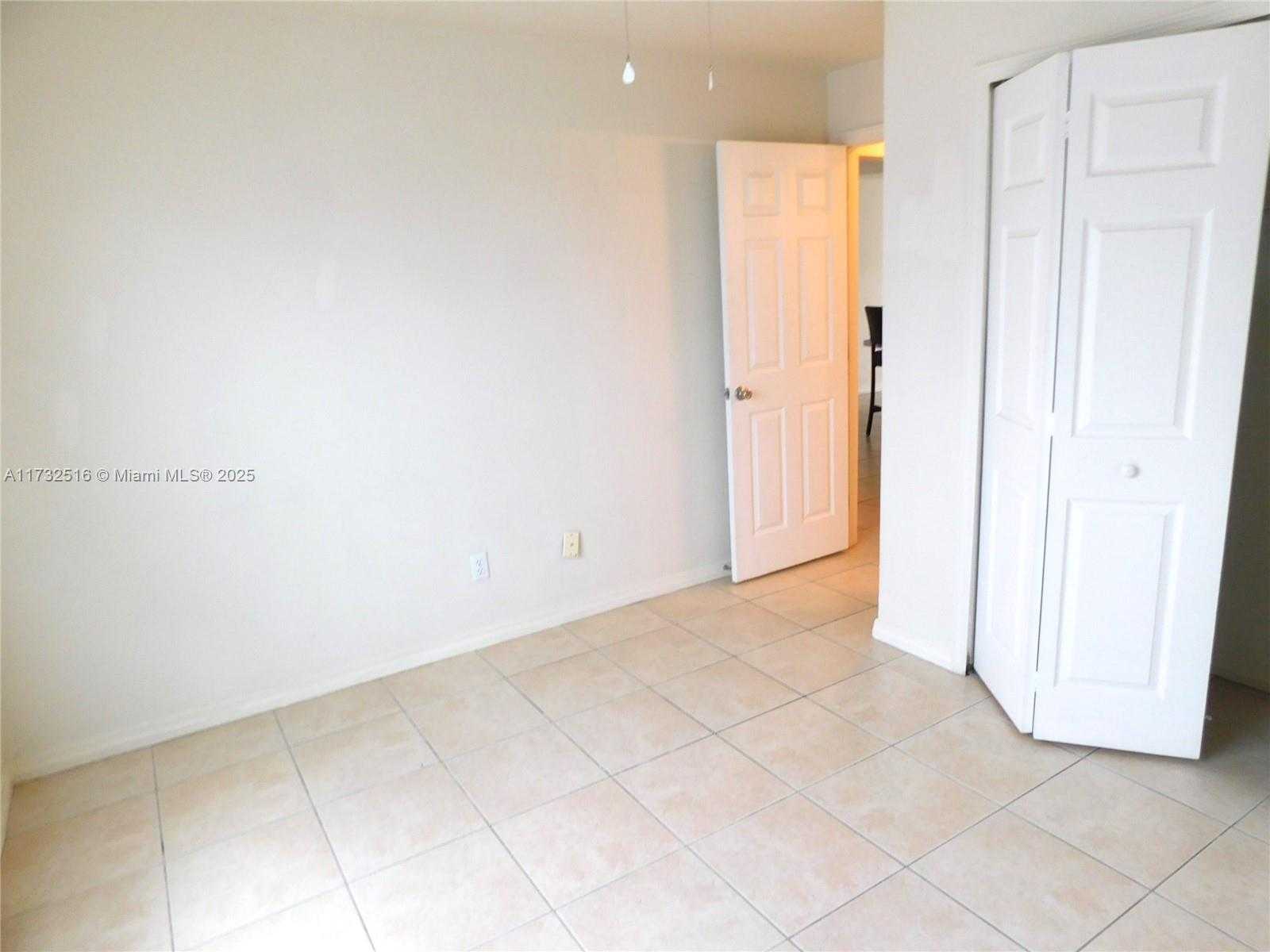 Small Image of 508 SOUTH EAST 7 ST #4, Cape Coral Number 4