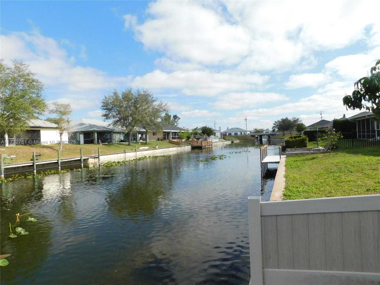 Small Image of 617 SOUTH EAST 7 ST #2, Cape Coral Number 10
