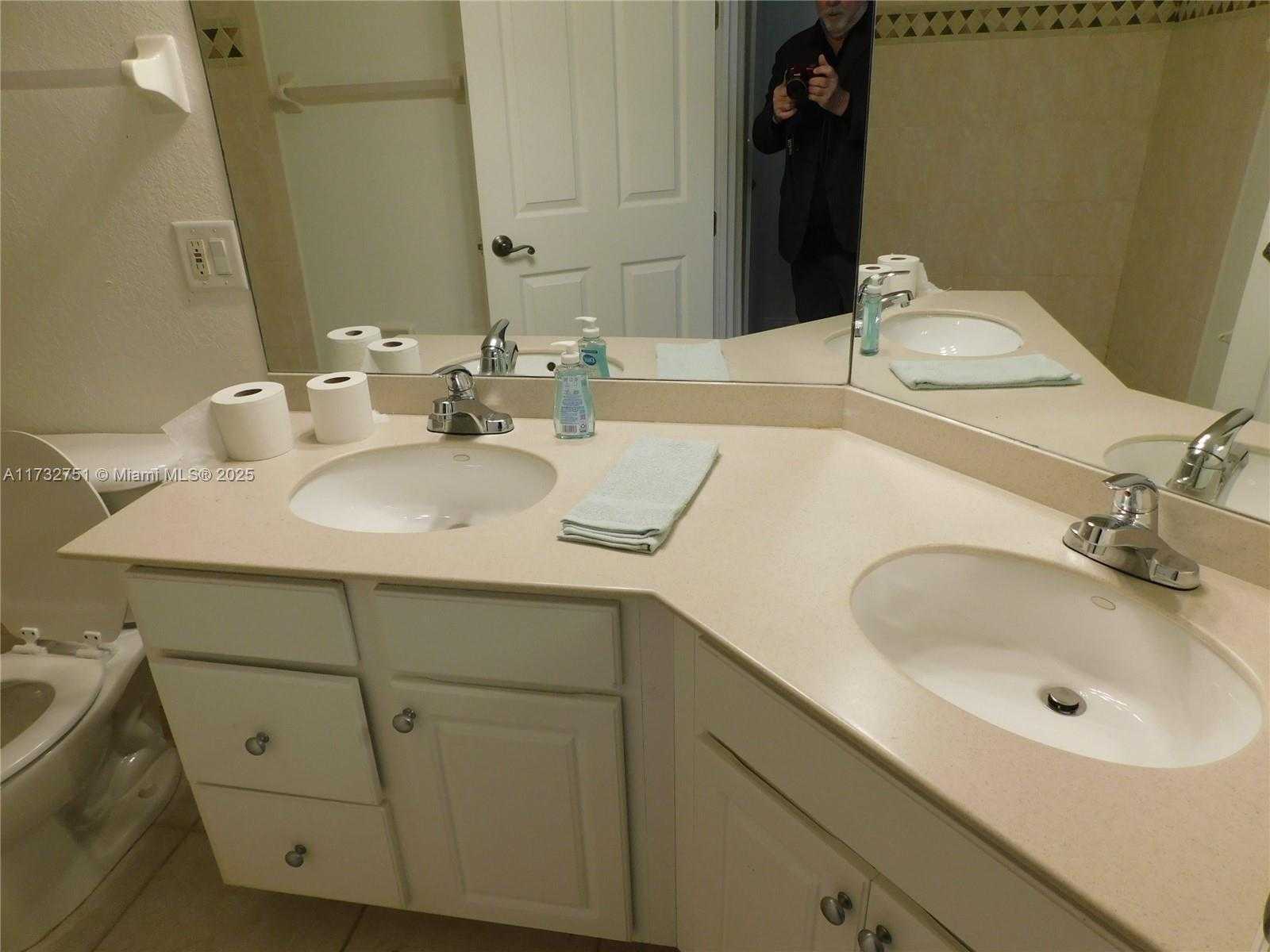 Small Image of 617 SOUTH EAST 7 ST #2, Cape Coral Number 21