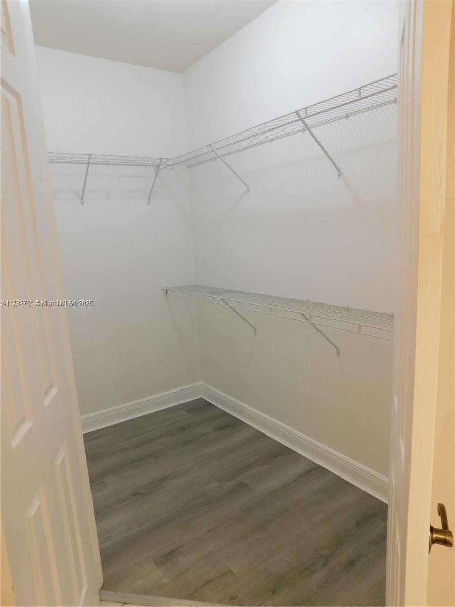 Small Image of 617 SOUTH EAST 7 ST #2, Cape Coral Number 7