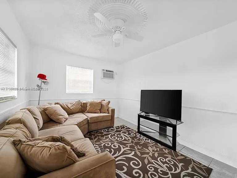 Small Image of 1500 NORTH WEST 69TH TER, Miami Number 5