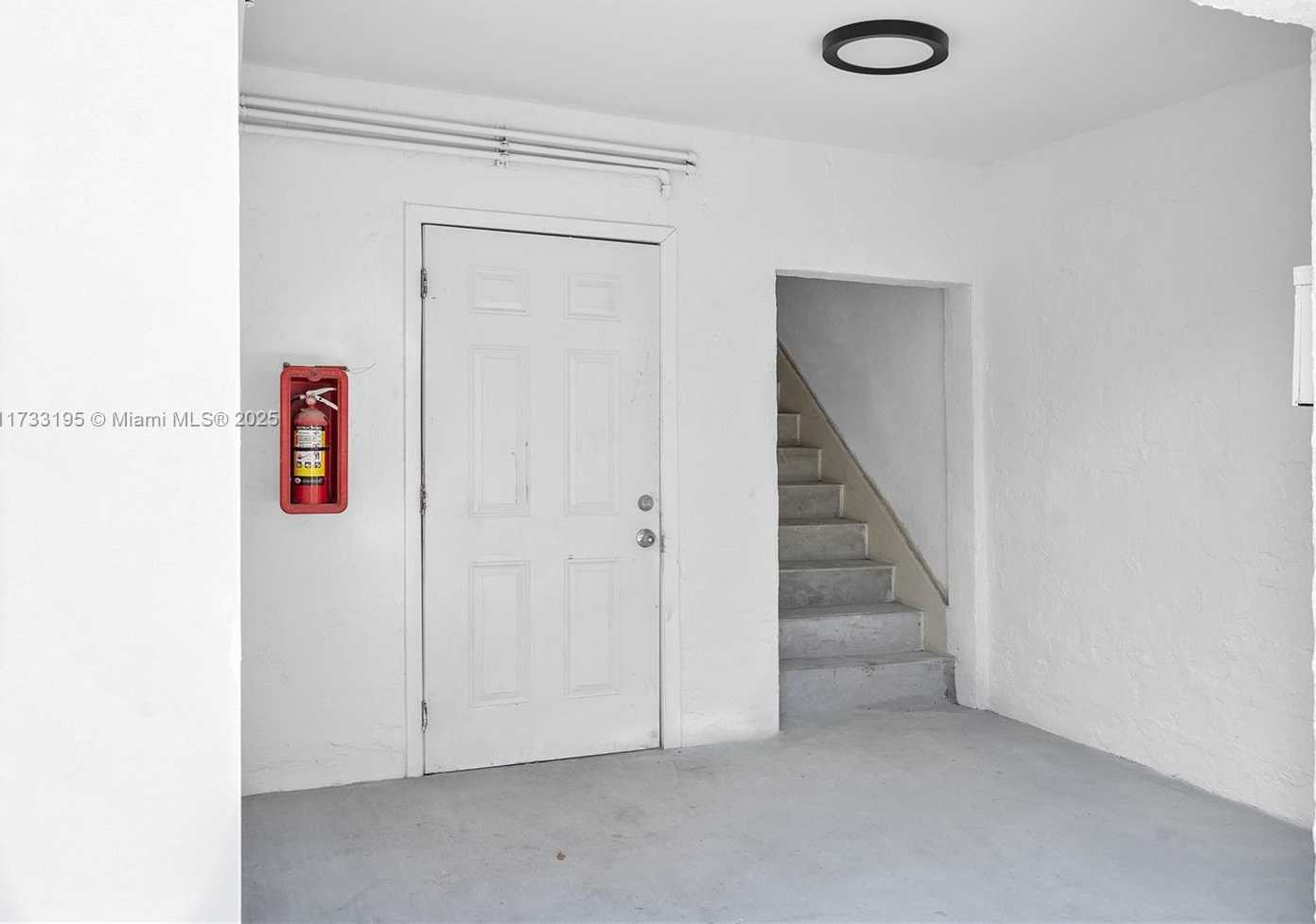 Small Image of 418 NORTH WEST 9TH AVE, Miami Number 17