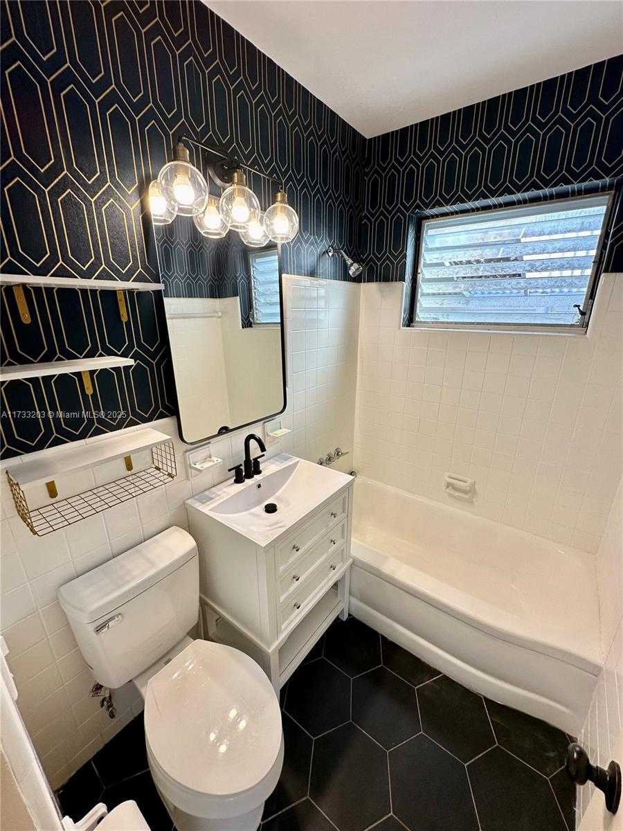 Small Image of 1788 NORTH EAST 169TH ST #2, North Miami Beach Number 10
