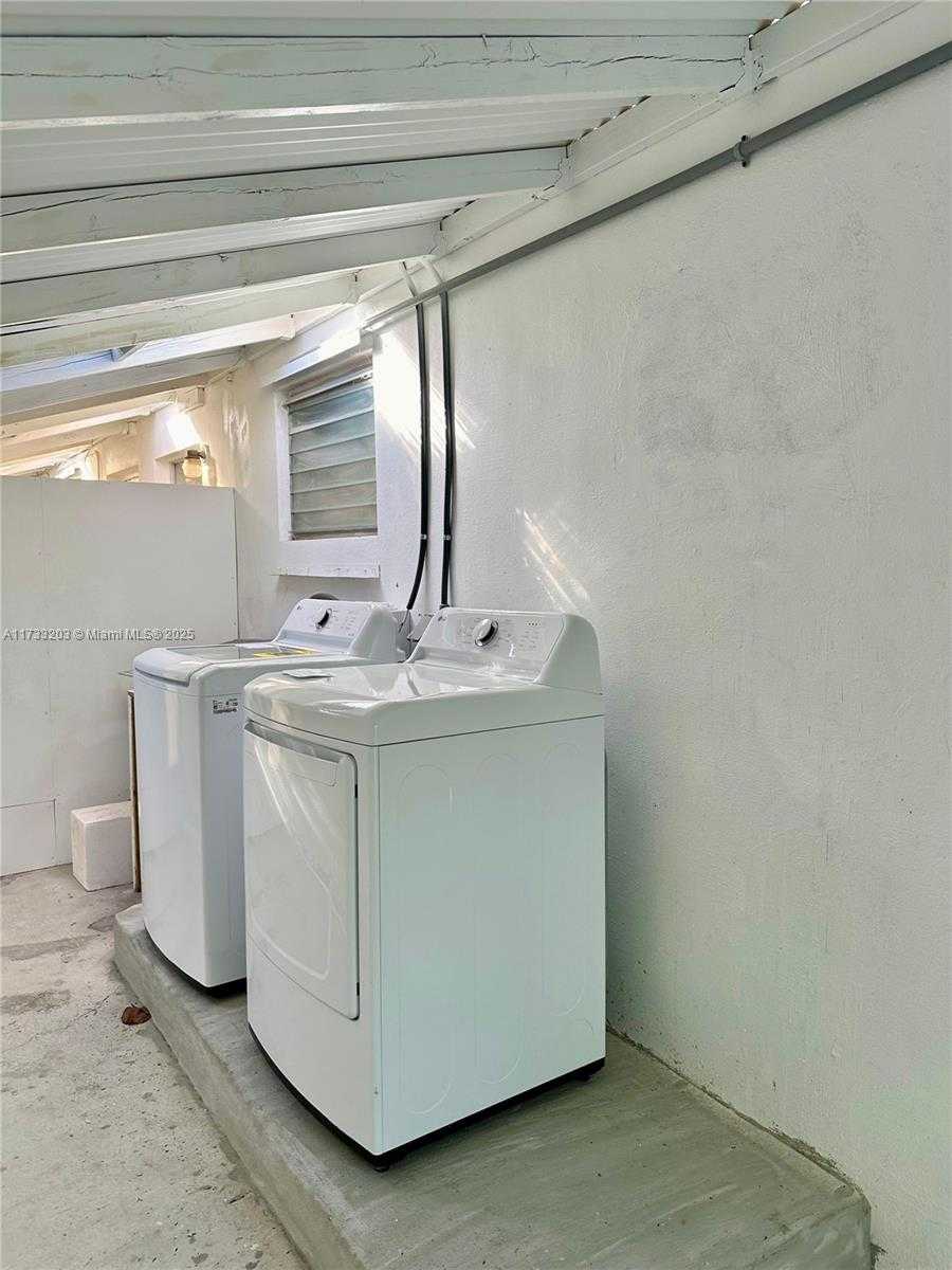 Small Image of 1788 NORTH EAST 169TH ST #2, North Miami Beach Number 16